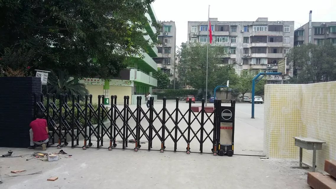 绥化绥化深圳市伸缩门